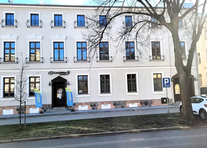 Apartament Jaracza 28/8 *